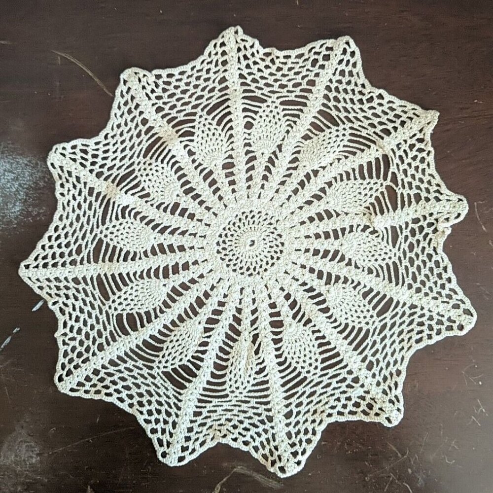 Handmade Doily Hand Crochet Leaves Beige Cotton Thread Vintage 11" Round